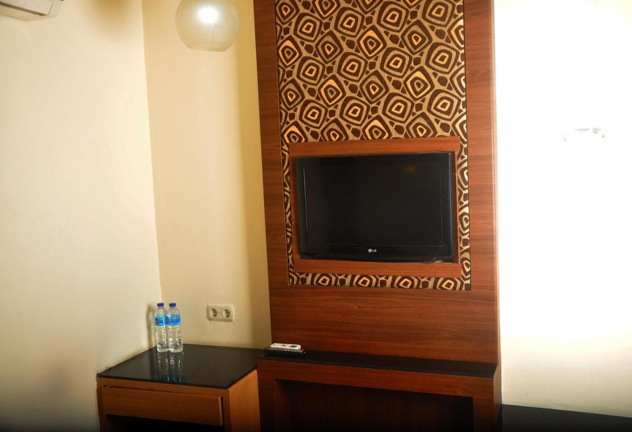 Ams Penthouse Hotel Jakarta Exterior foto